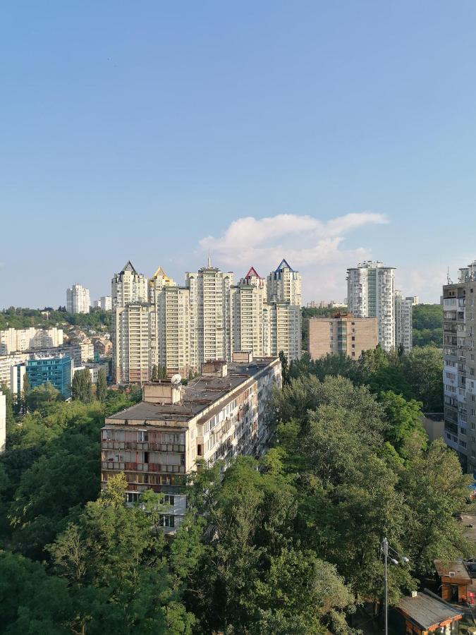 Уютная Студио Возле Жд Вокзала Kiev Buitenkant foto